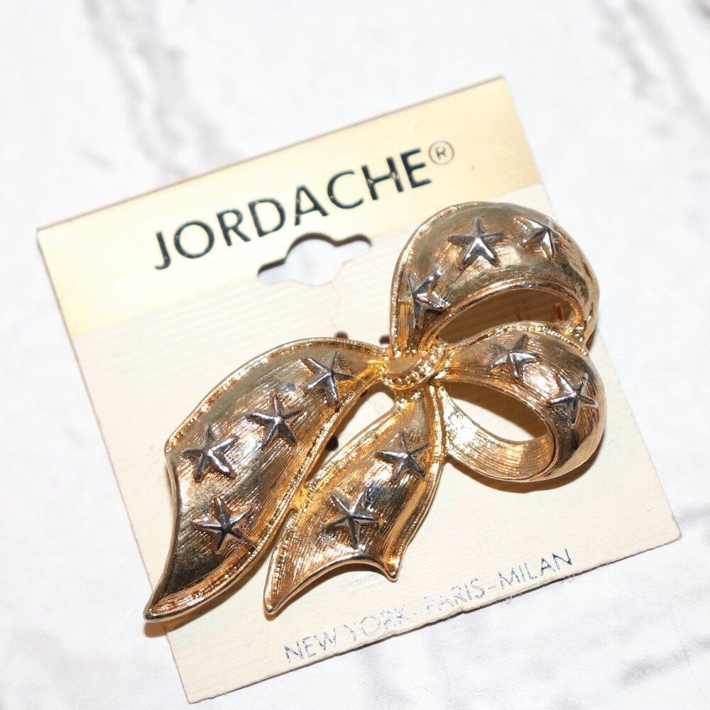 🎀 Vintage Gold Ribbon Brooch by Jordache · 2.5"